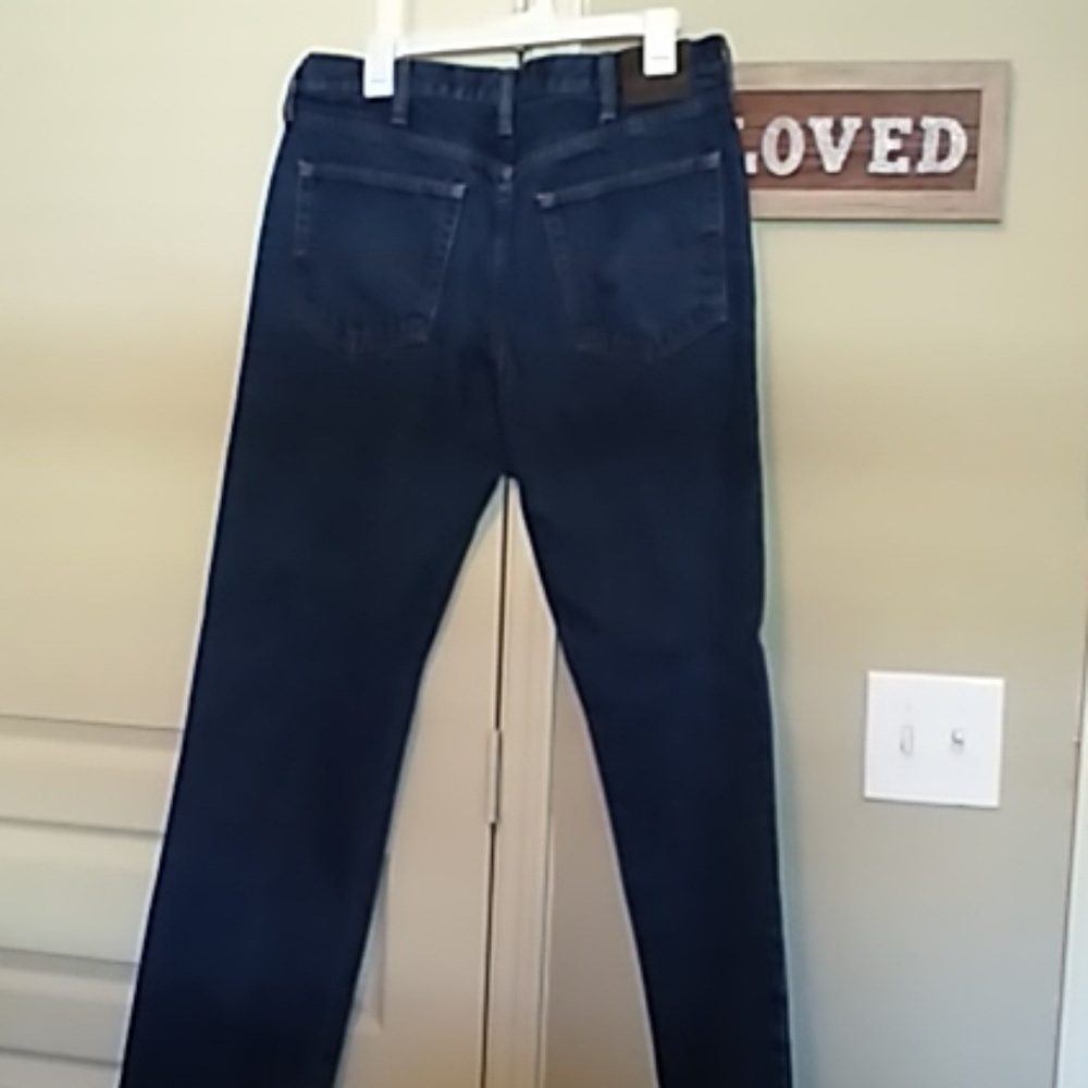 Men - Picture 2 of 3
